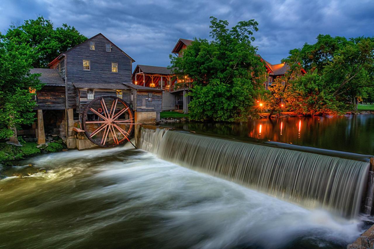 Alpine Joy-Hot Tub, Pond Access ,1089 Of Free Tickets For Each Paid Day, Dollywood And More! Townsend Exterior foto